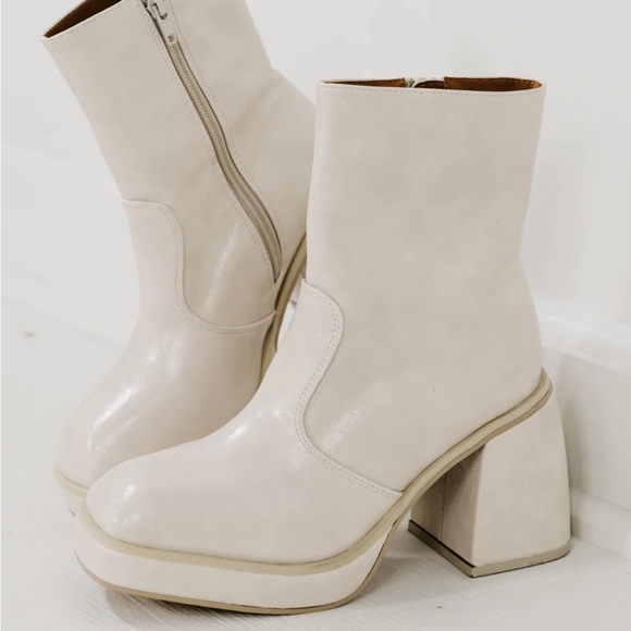 🌷🍁 Beast Booties The Foster - Picture 2 of 9